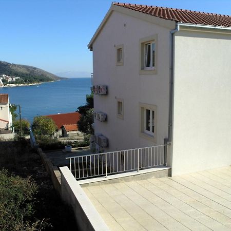 Apartments Aurelius - Relaxing With Gorgeous View Trogir Kültér fotó